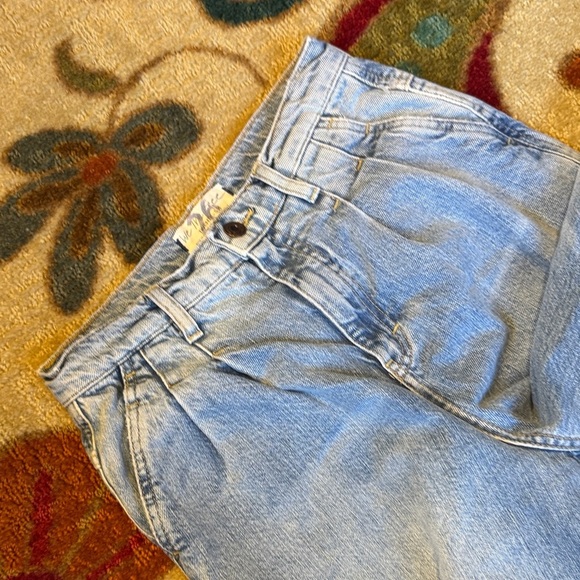 We the free boyfriend pleated high waisted Stylish Blue Denim Jeans - Picture 5 of 8